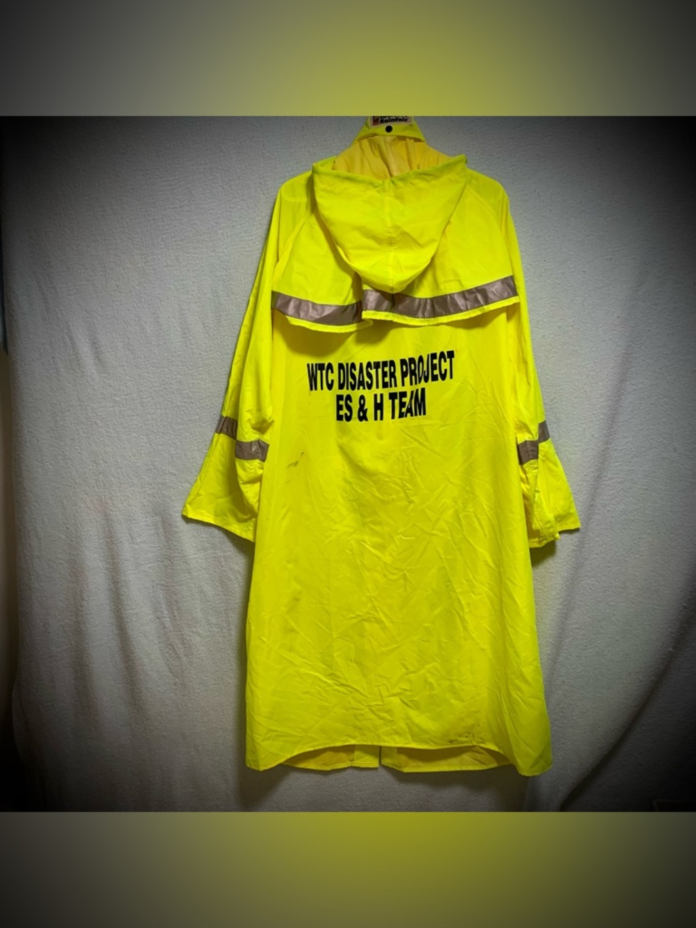👷‍♂Vintage Rainfair WTC Disaster Project ES & H Team High-Visibility Raincoat XL